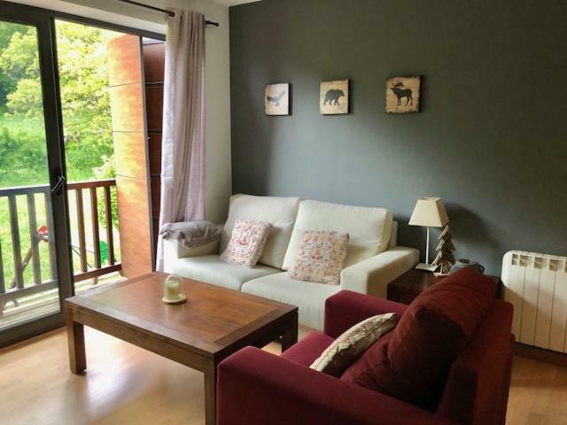 Apartament Hug Roger Valencia D'Aneu Bagian luar foto